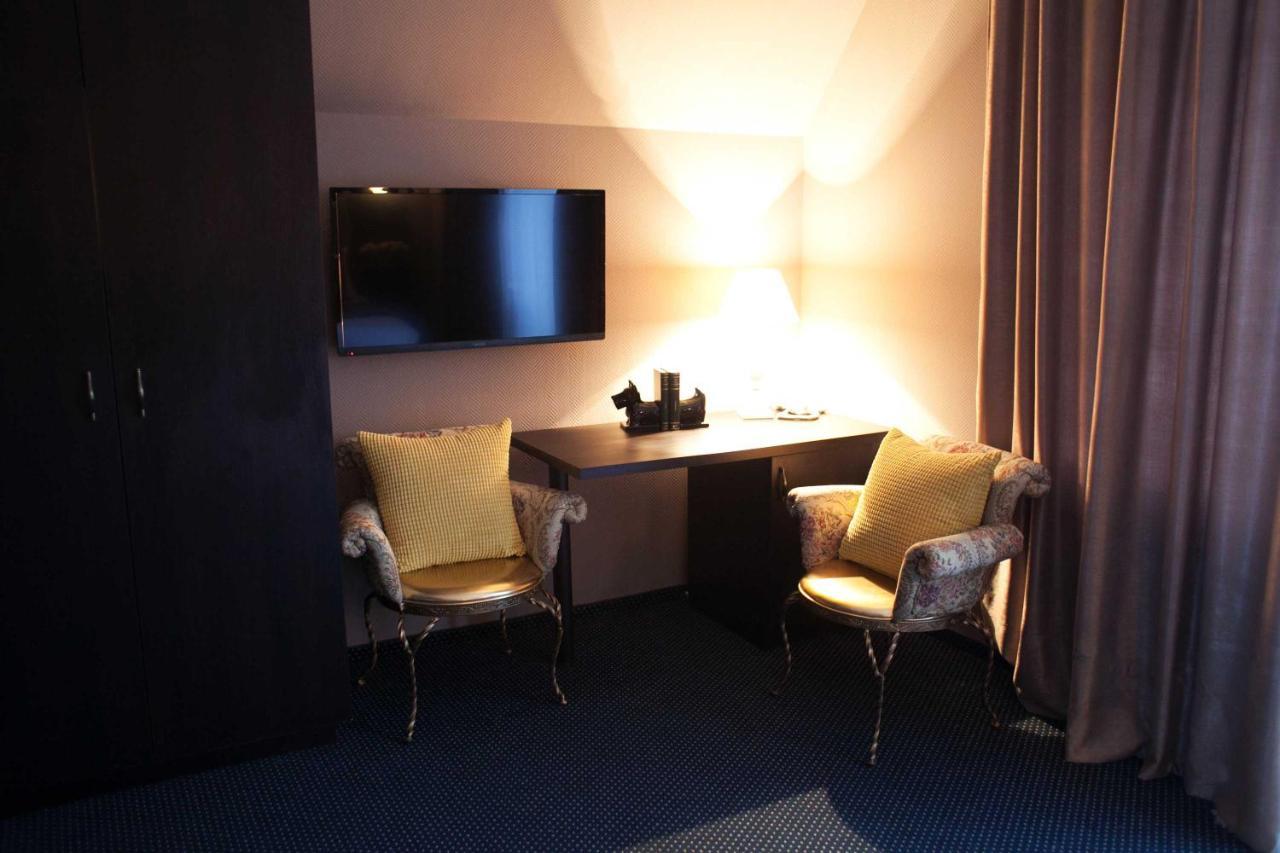 Shadow Boutique Hotel & Spa Chişinău Værelse billede