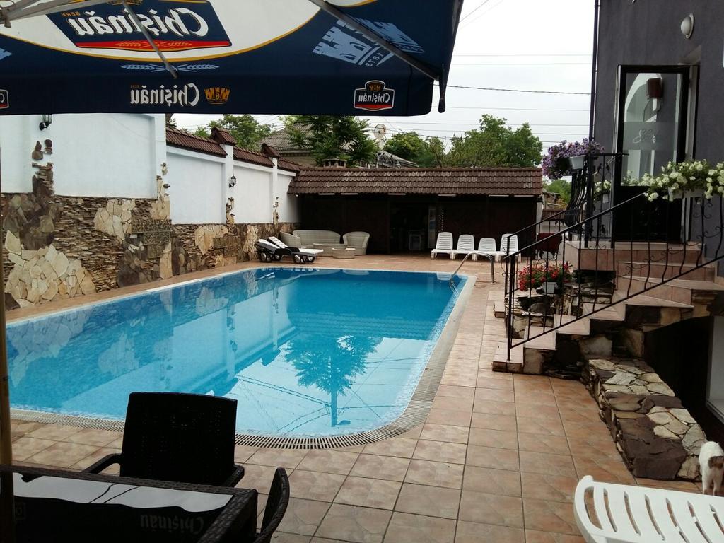 Shadow Boutique Hotel & Spa Chişinău Eksteriør billede